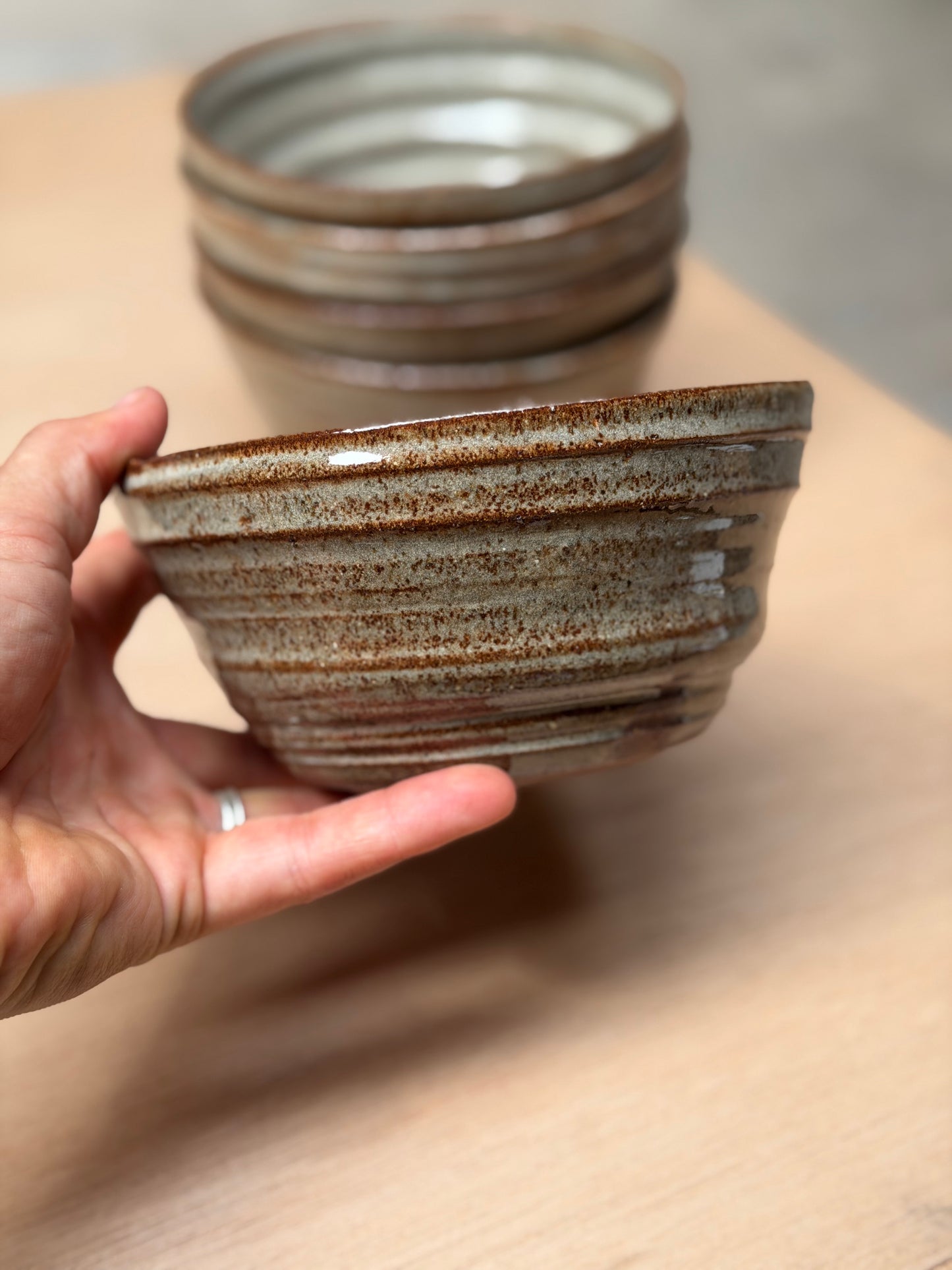 Bowl middel grijs/celadon/roest